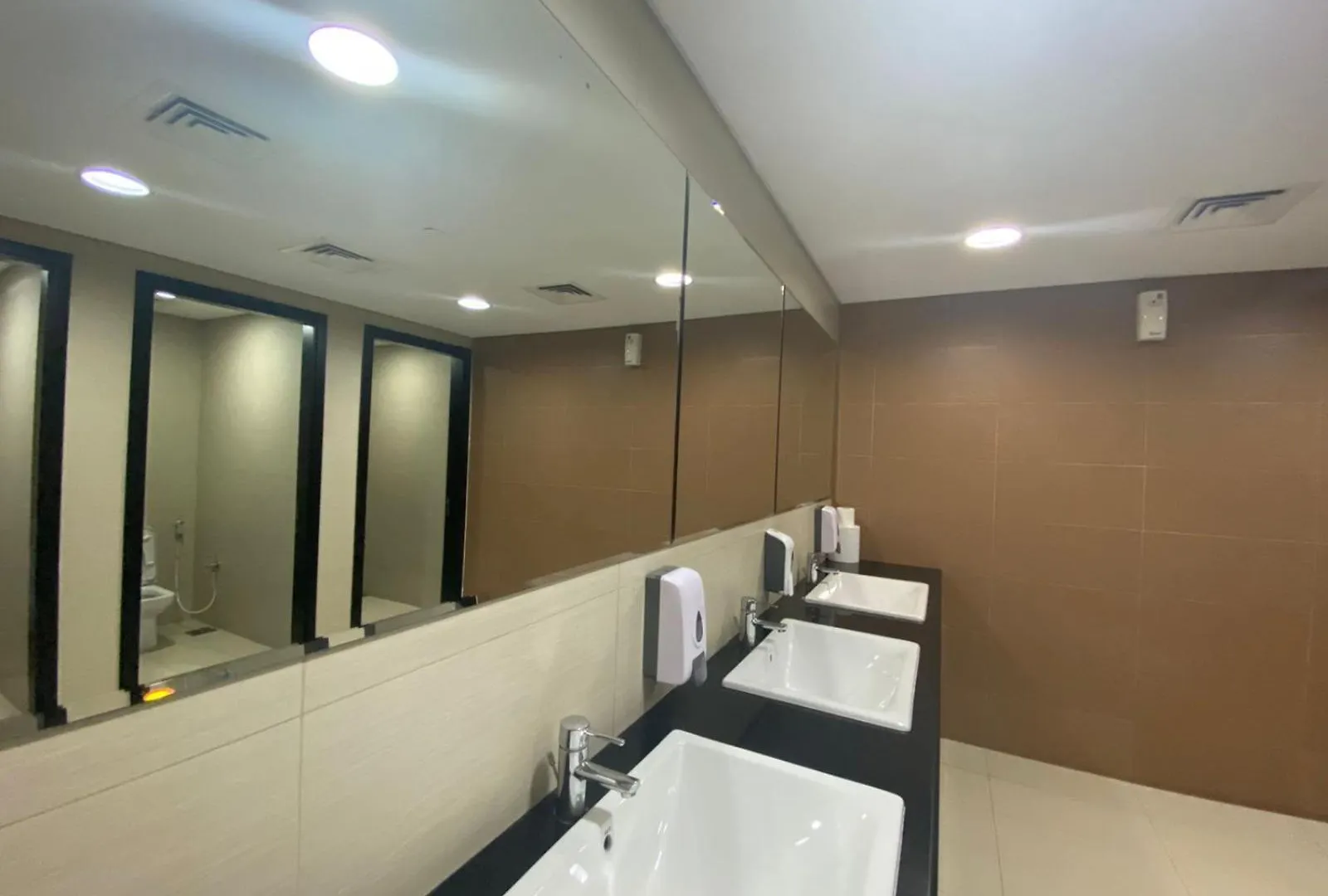 Sea View Cozy 2Bhk Al Reem 6Ppl - More Than 10 Days Stay Free Transportation From Abu Dhabi Airport- 0*,